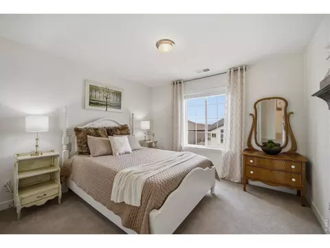 Bedroom - 6997 Thunderview Dr, Timnath, CO 80547 photo 3 of 7