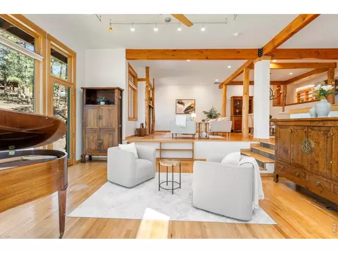 Living - 121 Leonards Rd, Boulder, CO 80302 photo 3 of 5