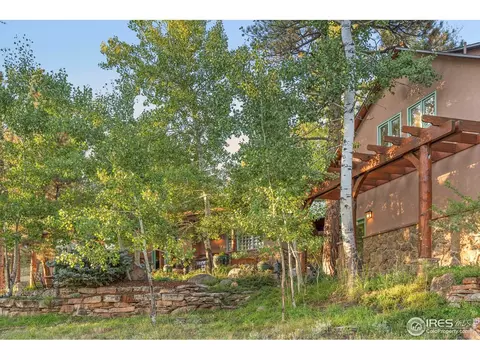 Exterior - 121 Leonards Rd, Boulder, CO 80302 photo 8 of 9