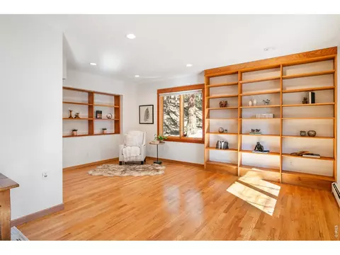 Living - 121 Leonards Rd, Boulder, CO 80302 photo 5 of 5