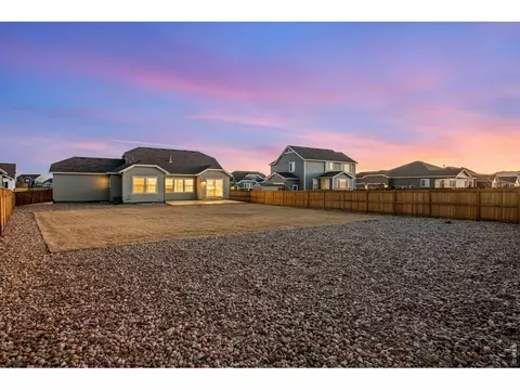 Exterior - 434 Buckskin Rd, Berthoud, CO 80513 photo 4 of 7
