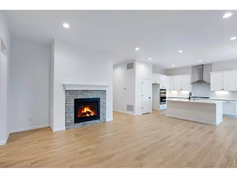 Living - 434 Buckskin Rd, Berthoud, CO 80513 photo 2 of 6