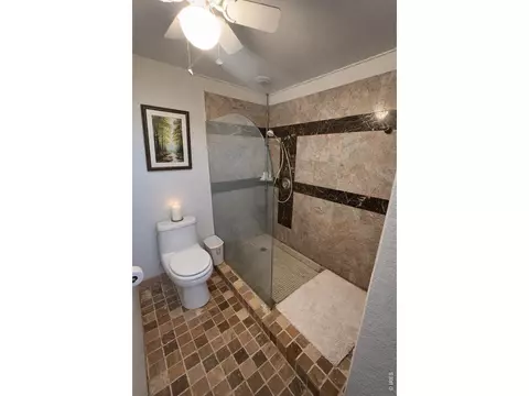 Bath - 5588 Pioneer Rd, Boulder, CO 80301 photo 3 of 3