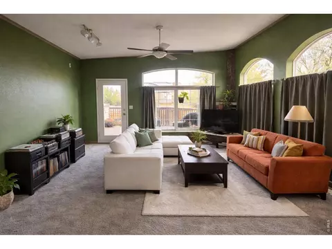 Living - 5588 Pioneer Rd, Boulder, CO 80301 photo 1 of 1