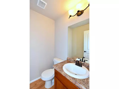 Bath - 607 86th Ave, Greeley, CO 80634 photo 1 of 7