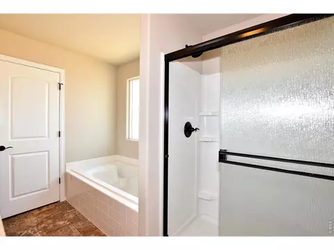 Bath - 607 86th Ave, Greeley, CO 80634 photo 5 of 7
