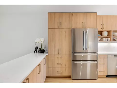Kitchen - 2120 Folsom St, Boulder, CO 80302 photo 4 of 7