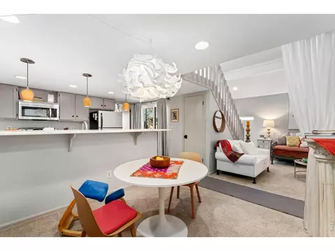 Dining - 6238 Willow Ln, Boulder, CO 80301 photo 2 of 2