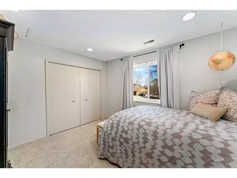 Bedroom - 6238 Willow Ln, Boulder, CO 80301 photo 3 of 3