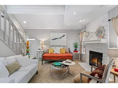 Living - 6238 Willow Ln, Boulder, CO 80301 photo 2 of 6