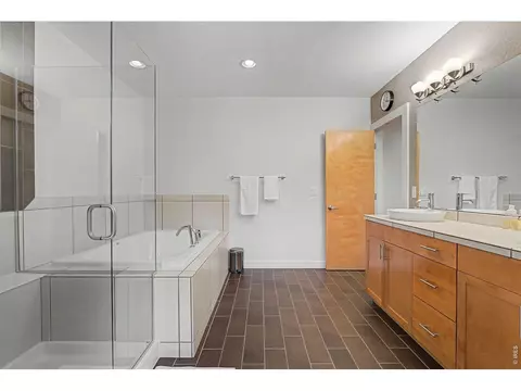 Bath - 5055 Ralston St #A, Boulder, CO 80304 photo 5 of 9
