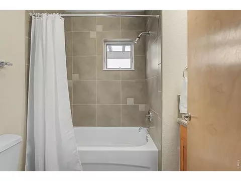 Bath - 5055 Ralston St #A, Boulder, CO 80304 photo 8 of 9