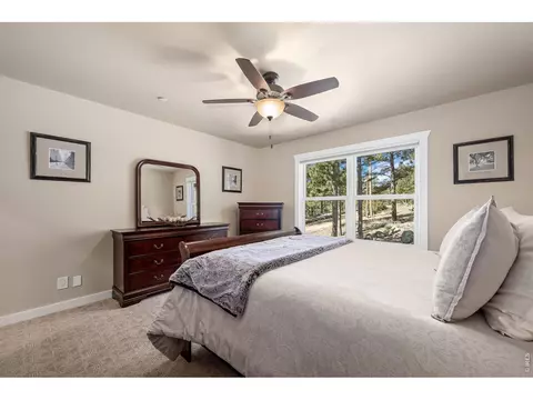 Bedroom - 820 Peakview Rd, Boulder, CO 80302 photo 4 of 7