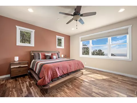 Bedroom - 820 Peakview Rd, Boulder, CO 80302 photo 2 of 7
