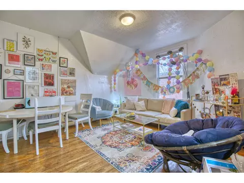 Living - 1034 Spruce St, Boulder, CO 80302 photo 2 of 2