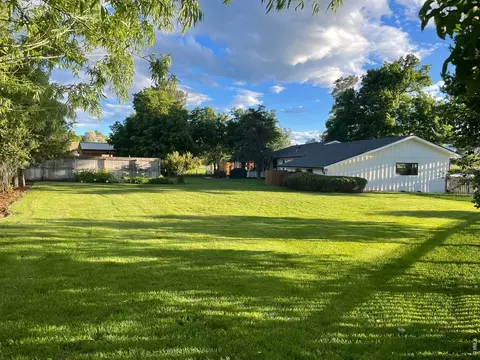 Exterior - 404 Wewoka Dr, Boulder, CO 80303 photo 14 of 16