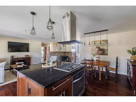 Kitchen - 404 Wewoka Dr, Boulder, CO 80303 photo 3 of 4