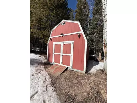 350 Mosquito Dr, Red Feather Lakes, CO 80545