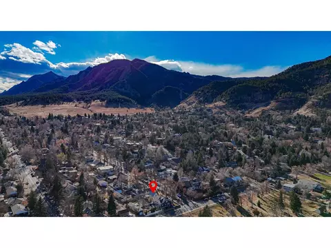 1084 Grant Pl, Boulder, CO 80302