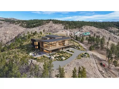 865 Redstone Dr, Bellvue, CO 80512