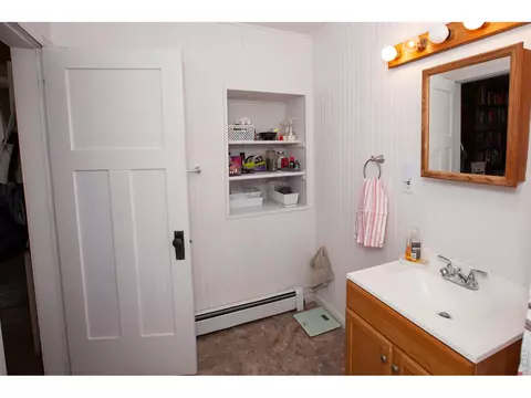 Bath - 608 N Logan Ave, Fleming, CO 80728 photo 2 of 5