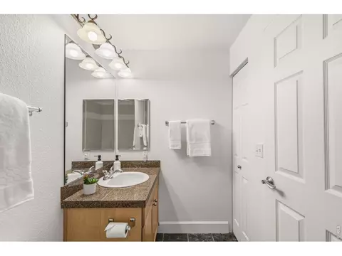 Bath - 4500 Baseline Rd #1204, Boulder, CO 80303 photo 4 of 5