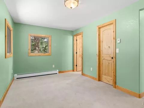 Bedroom - 195 Rockledge Cir, Lyons, CO 80540 photo 2 of 2