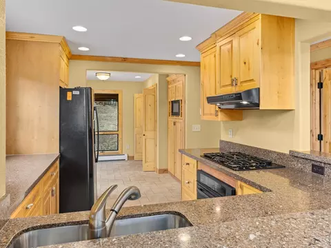 Kitchen - 195 Rockledge Cir, Lyons, CO 80540 photo 1 of 4