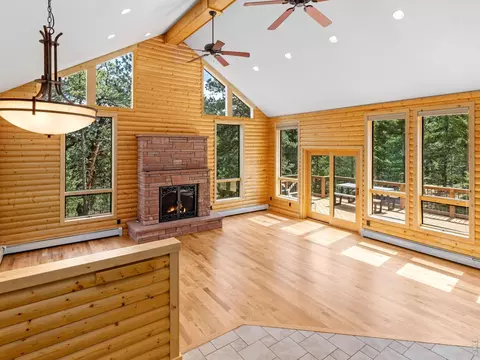 Living - 195 Rockledge Cir, Lyons, CO 80540 photo 2 of 4