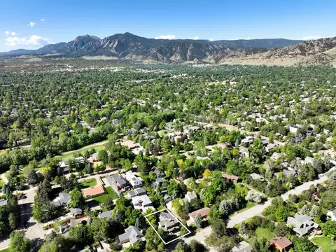 View/Area - 2040 Oak Ave, Boulder, CO 80304 photo 6 of 7