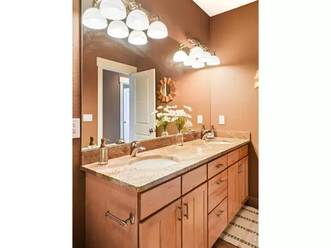 Bath - 2040 Oak Ave, Boulder, CO 80304 photo 2 of 8