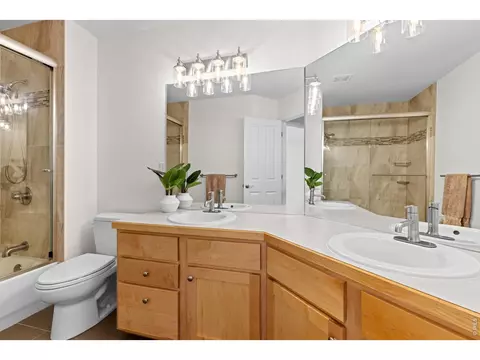 Bath - 3726 Barbados Pl, Boulder, CO 80301 photo 4 of 5