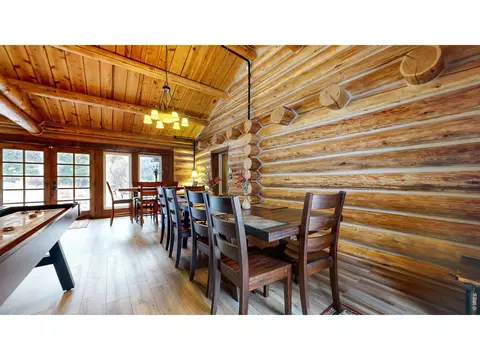 Dining - 14142 N Saint Vrain Dr, Lyons, CO 80540 photo 3 of 4