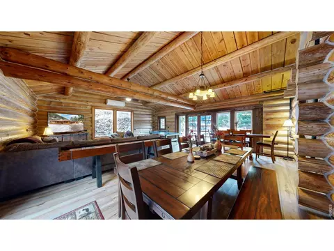 Dining - 14142 N Saint Vrain Dr, Lyons, CO 80540 photo 4 of 4
