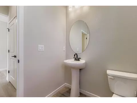 Bath - 394 Rustic Barn Ln, Berthoud, CO 80513 photo 1 of 5