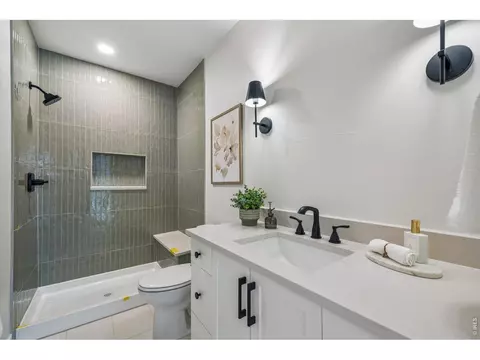 Bath - 882 Eldorado Dr, Superior, CO 80027 photo 5 of 5