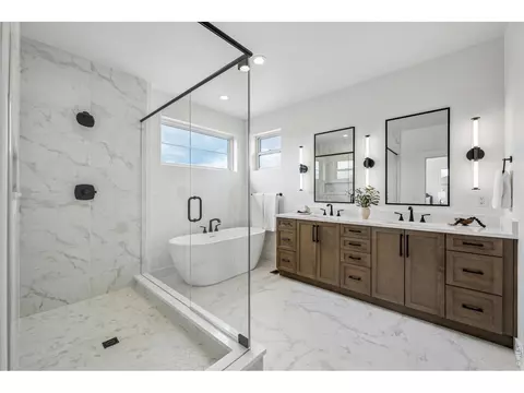 Bath - 882 Eldorado Dr, Superior, CO 80027 photo 2 of 5