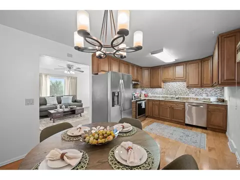 803 Nucla St, Aurora, CO 80011