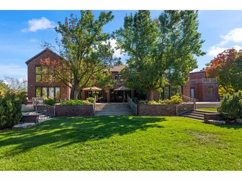 8414 Firethorn Ct, Longmont, CO 80503