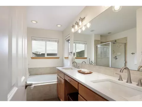 Bath - 103 Estes Ct, Lyons, CO 80540 photo 2 of 3