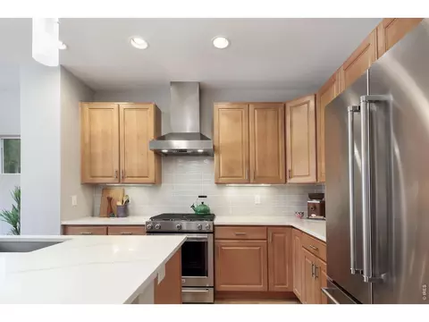 Kitchen - 103 Estes Ct, Lyons, CO 80540 photo 2 of 3