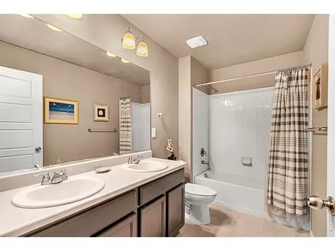 Bath - 2169 Longfin Dr, Windsor, CO 80550 photo 2 of 2