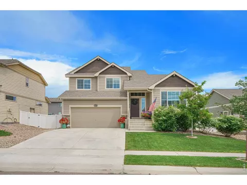 852 Sunlight Peak Dr, Windsor, CO 80550