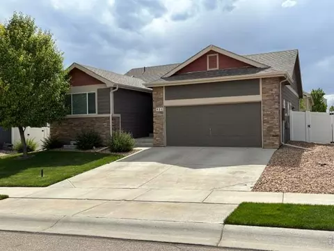 821 Mt Sneffels Ave, Windsor, CO 80550
