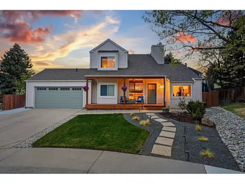 911 Cleveland Ct, Louisville, CO 80027
