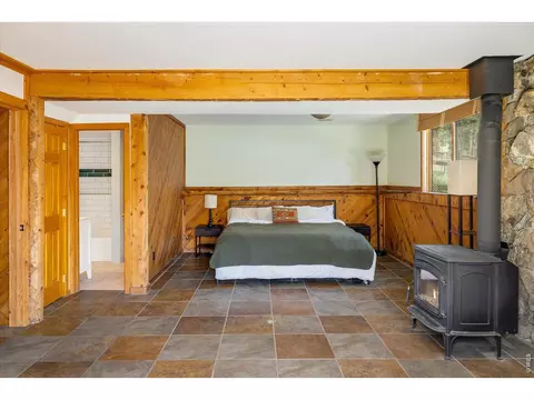 Bedroom - 201 Wild Tiger Rd, Boulder, CO 80302 photo 4 of 5