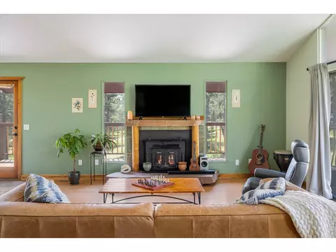 Living - 201 Wild Tiger Rd, Boulder, CO 80302 photo 1 of 4