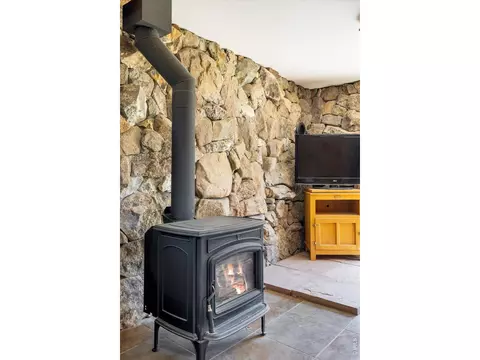 Living - 201 Wild Tiger Rd, Boulder, CO 80302 photo 4 of 4