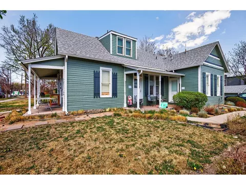 Exterior - 1806 17th St, Boulder, CO 80302 photo 3 of 7