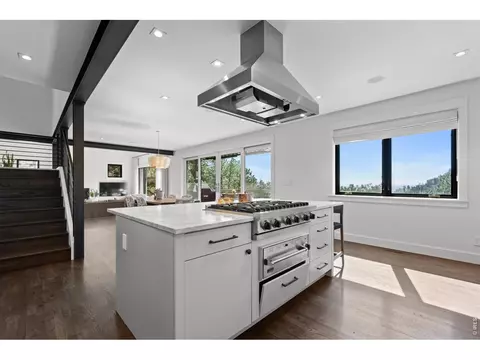 Kitchen - 14 Pine Brook Rd, Boulder, CO 80304 photo 6 of 7